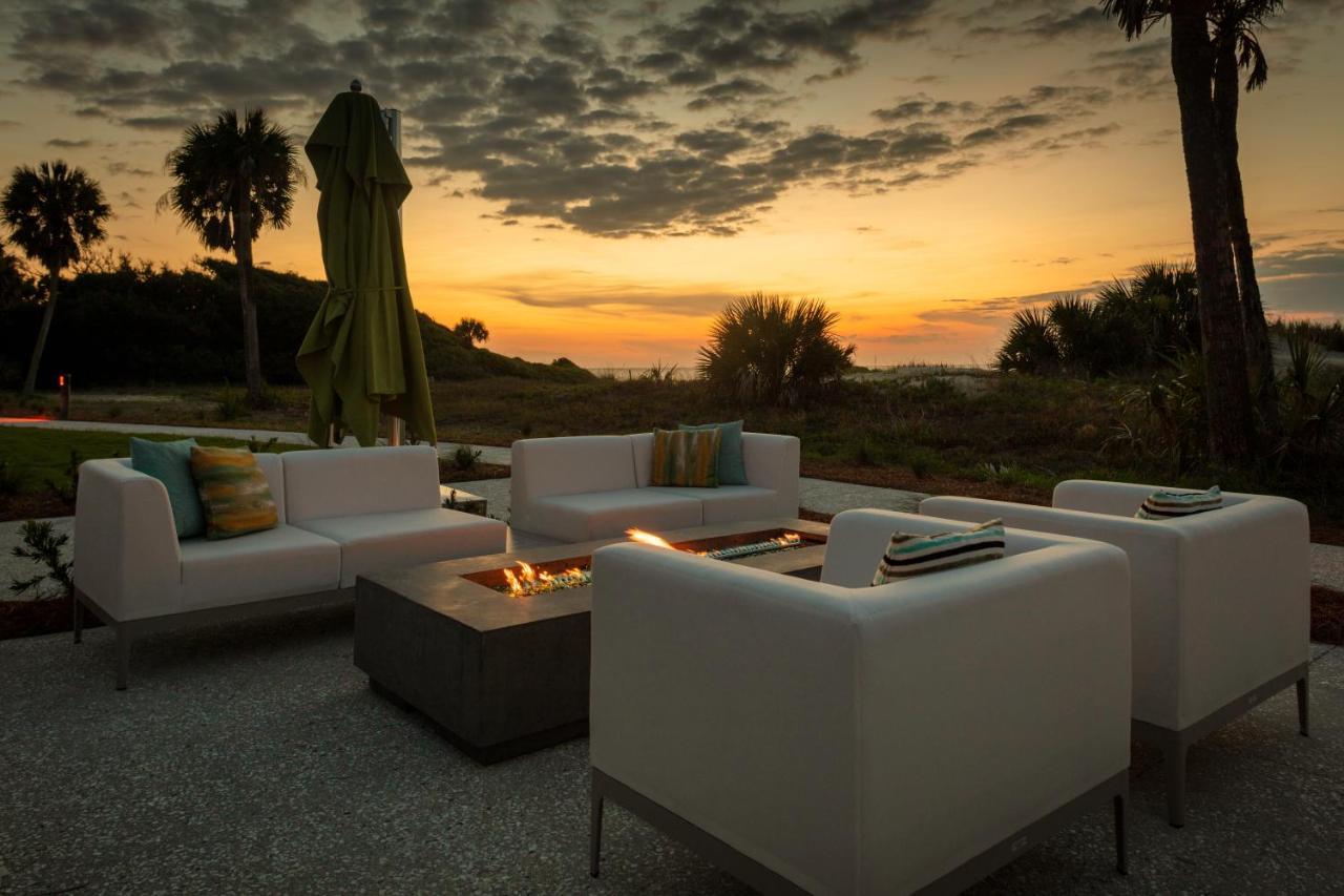 Courtyard By Marriott Jekyll Island Hotel Bagian luar foto