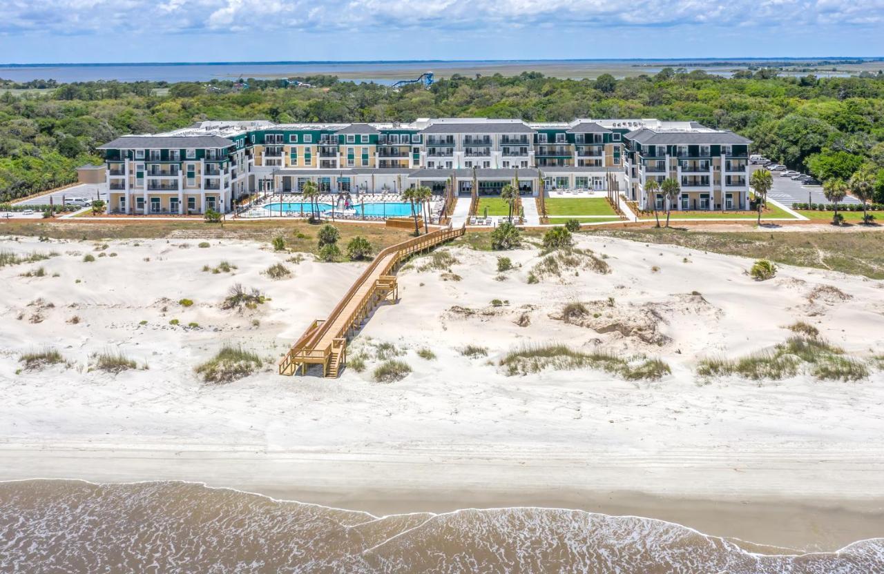 Courtyard By Marriott Jekyll Island Hotel Bagian luar foto