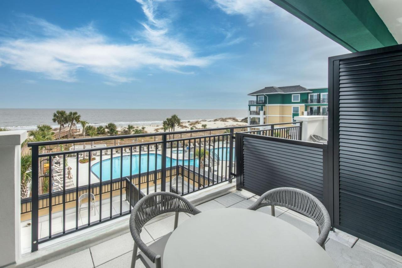 Courtyard By Marriott Jekyll Island Hotel Bagian luar foto